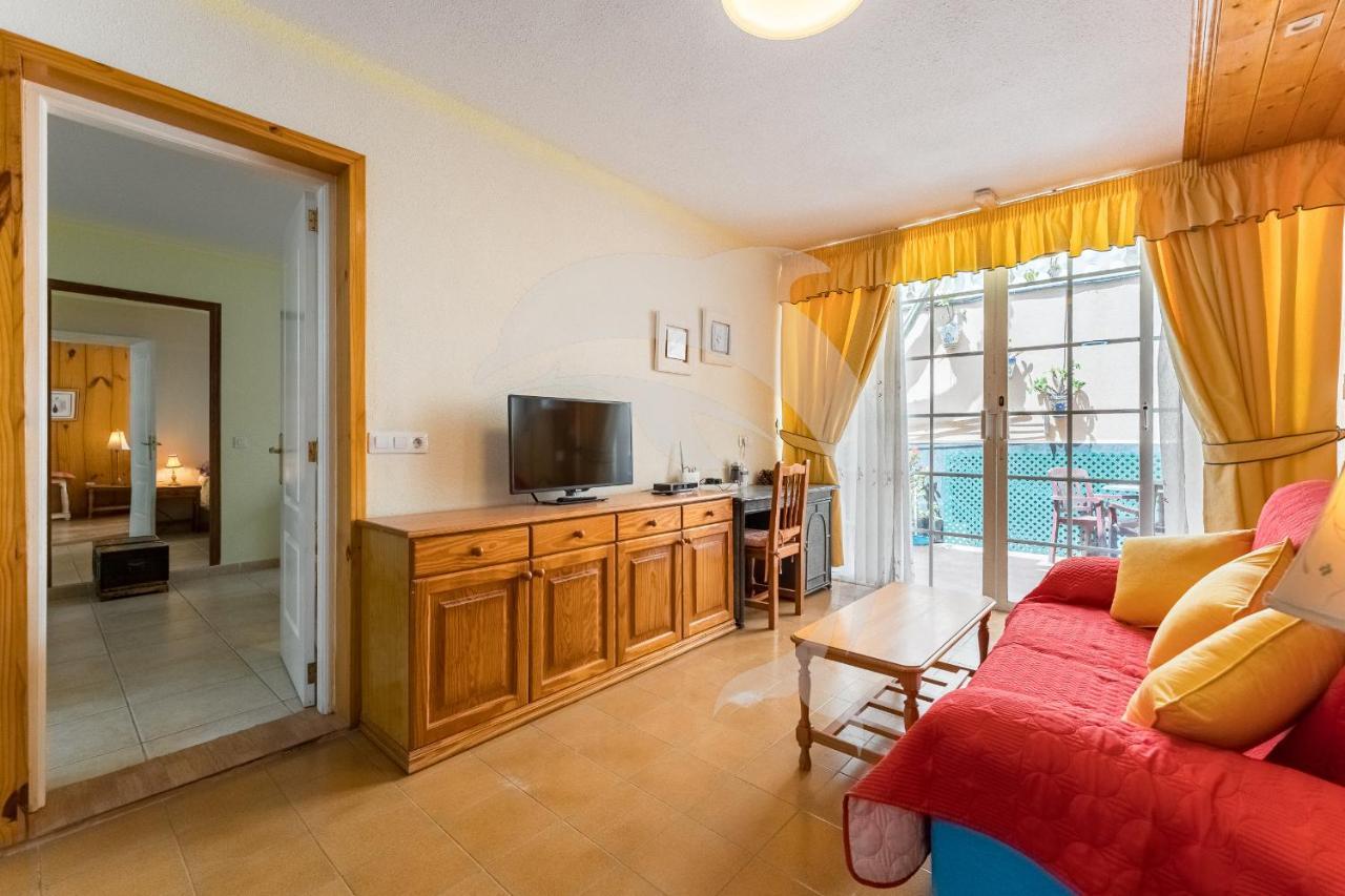 Apartamentos Los Delfines Ελ Μέντανο Εξωτερικό φωτογραφία