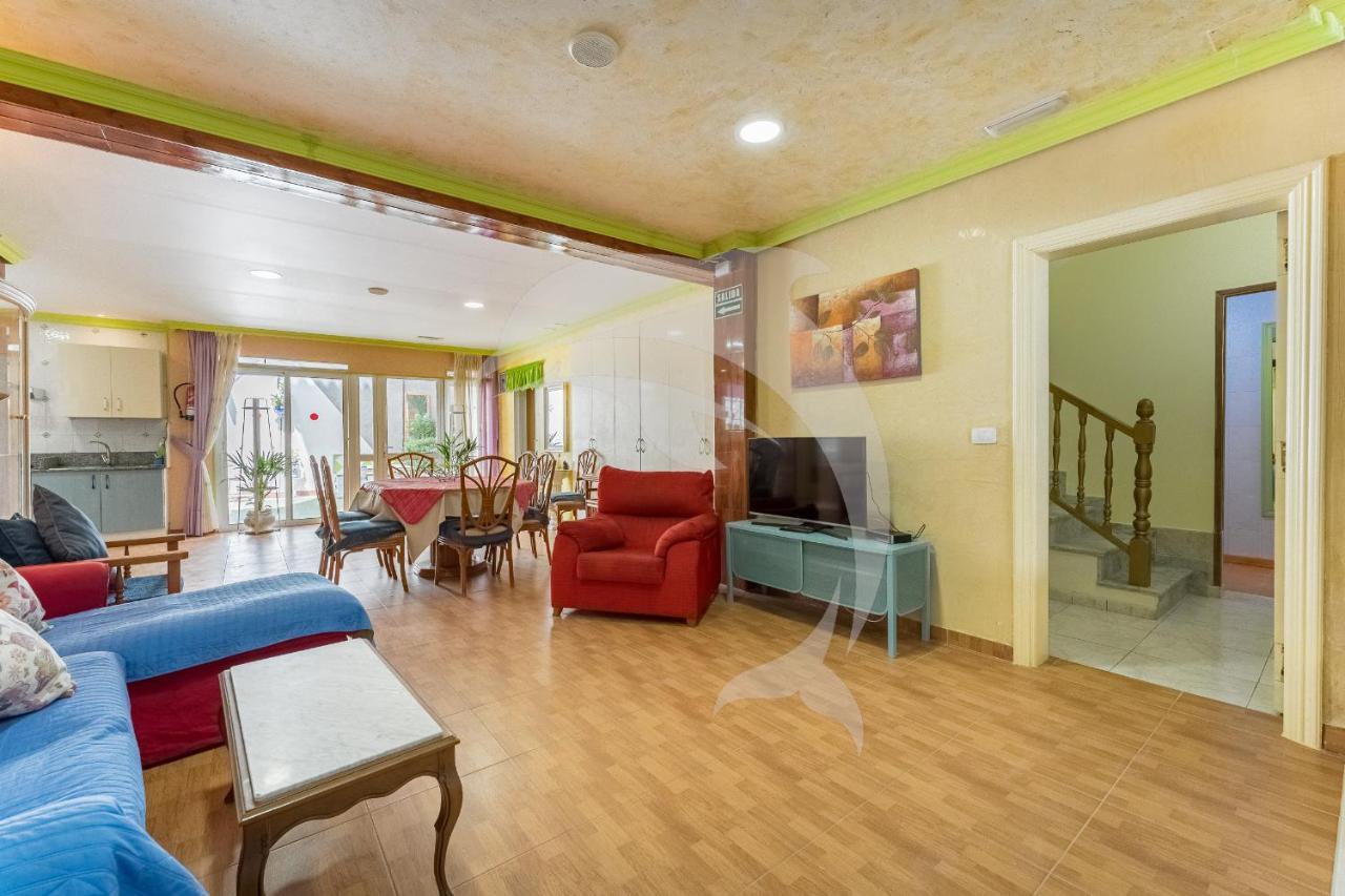 Apartamentos Los Delfines Ελ Μέντανο Εξωτερικό φωτογραφία