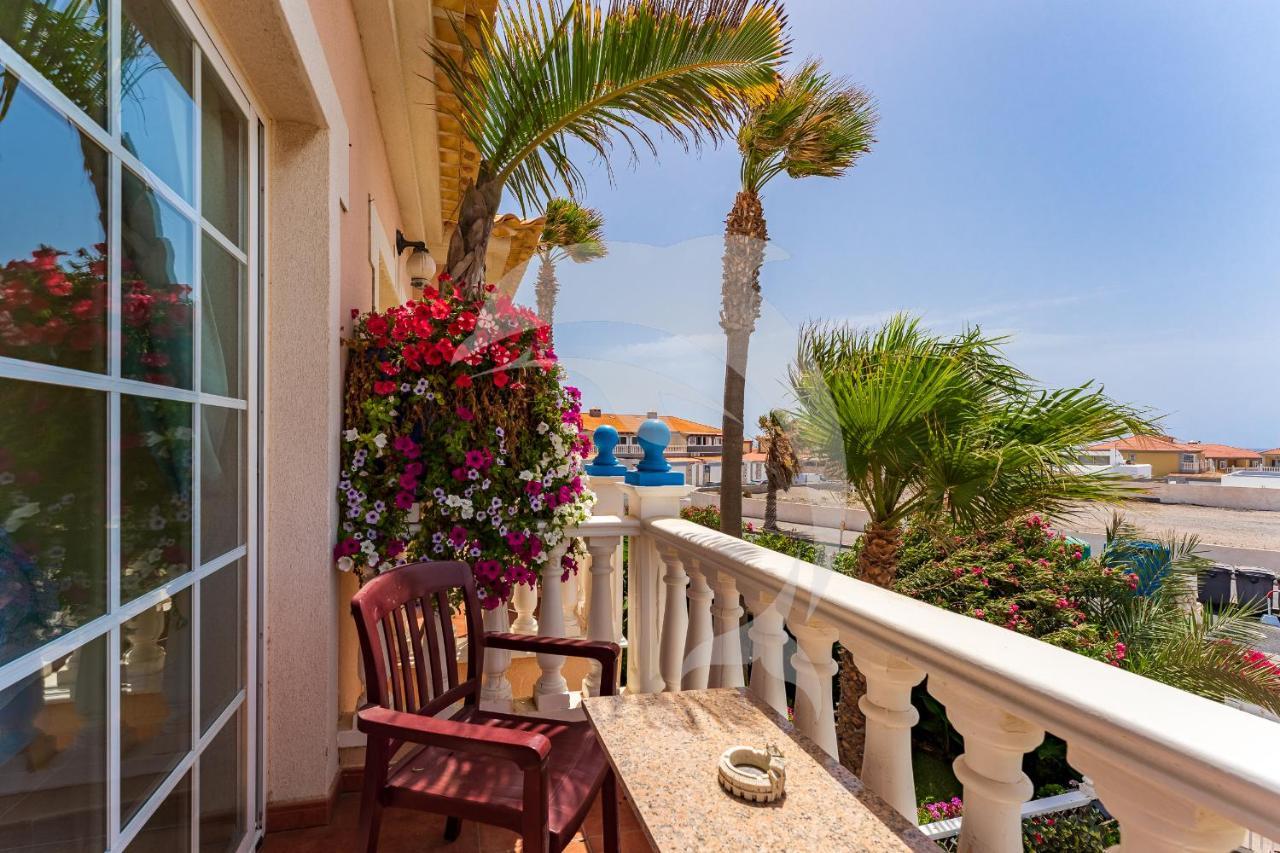 Apartamentos Los Delfines Ελ Μέντανο Εξωτερικό φωτογραφία