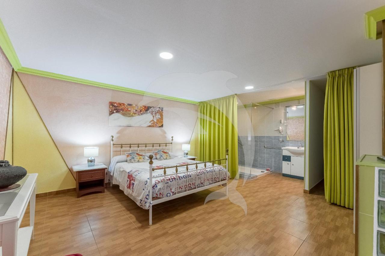 Apartamentos Los Delfines Ελ Μέντανο Εξωτερικό φωτογραφία
